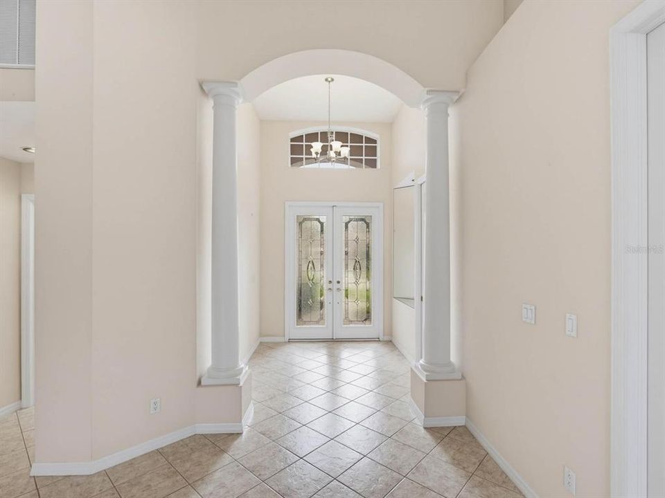 En Venta: $589,000 (2 camas, 2 baños, 2232 Pies cuadrados)
