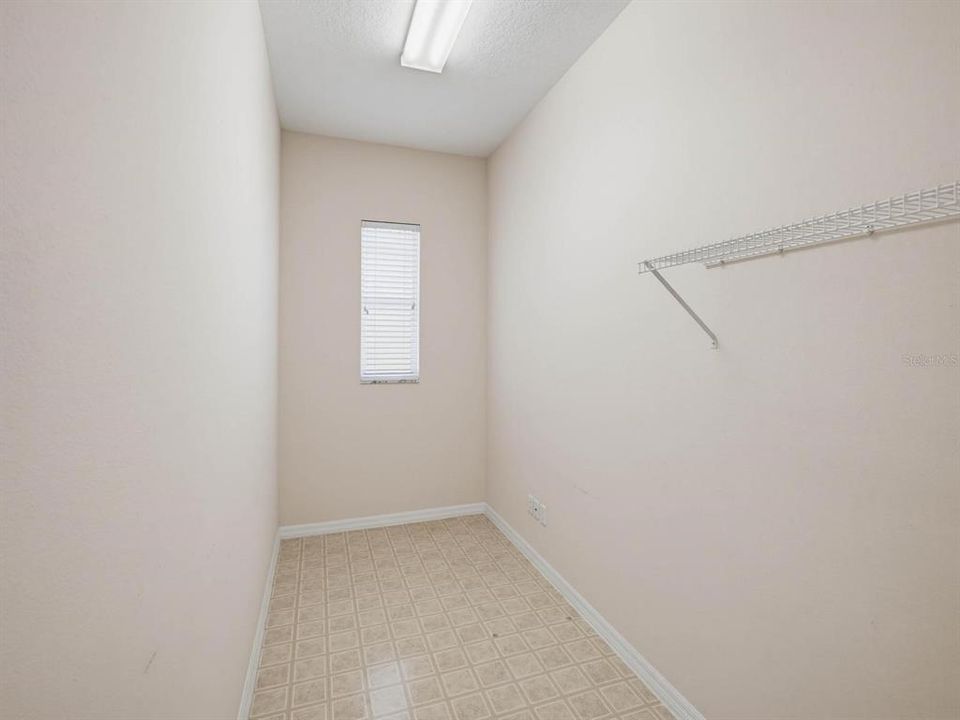 En Venta: $589,000 (2 camas, 2 baños, 2232 Pies cuadrados)
