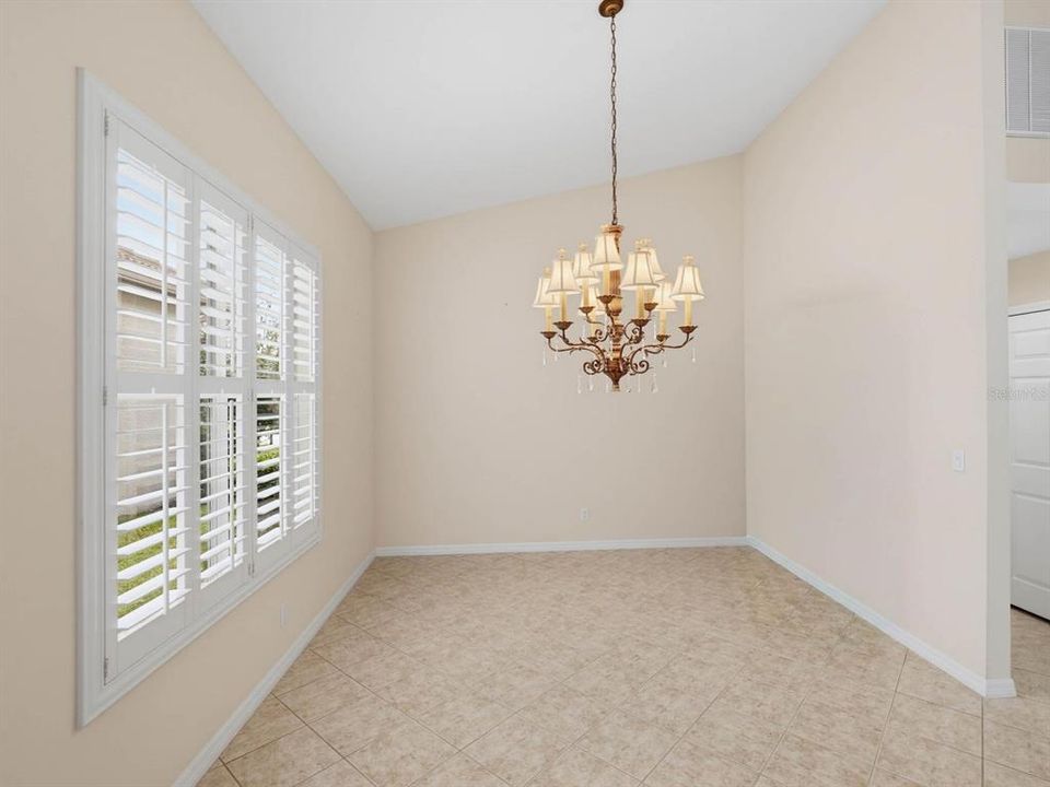 En Venta: $589,000 (2 camas, 2 baños, 2232 Pies cuadrados)
