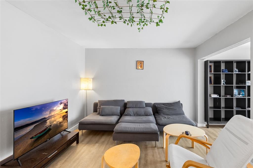 En Venta: $90,000 (1 camas, 1 baños, 705 Pies cuadrados)