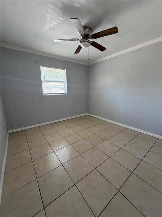 For Rent: $1,350 (2 beds, 1 baths, 800 Square Feet)