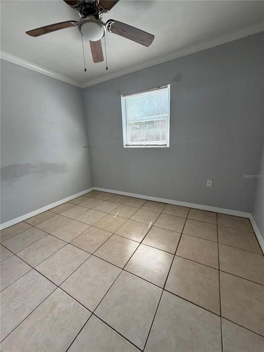 For Rent: $1,350 (2 beds, 1 baths, 800 Square Feet)