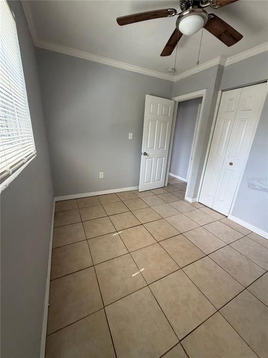 For Rent: $1,350 (2 beds, 1 baths, 800 Square Feet)