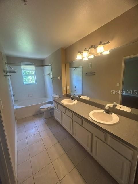 For Rent: $2,000 (2 beds, 2 baths, 1274 Square Feet)