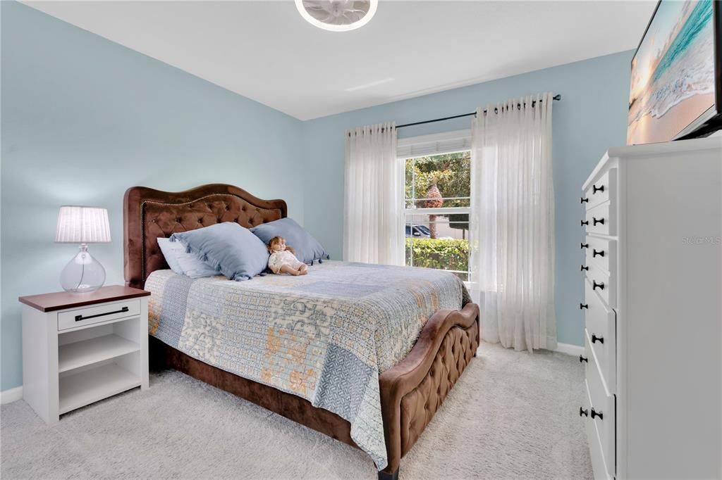 For Sale: $369,000 (4 beds, 2 baths, 1625 Square Feet)