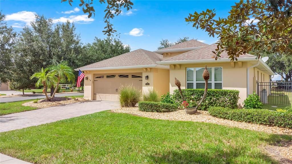 For Sale: $369,000 (4 beds, 2 baths, 1625 Square Feet)