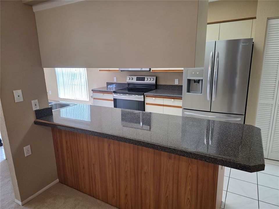 For Sale: $249,900 (2 beds, 2 baths, 1781 Square Feet)