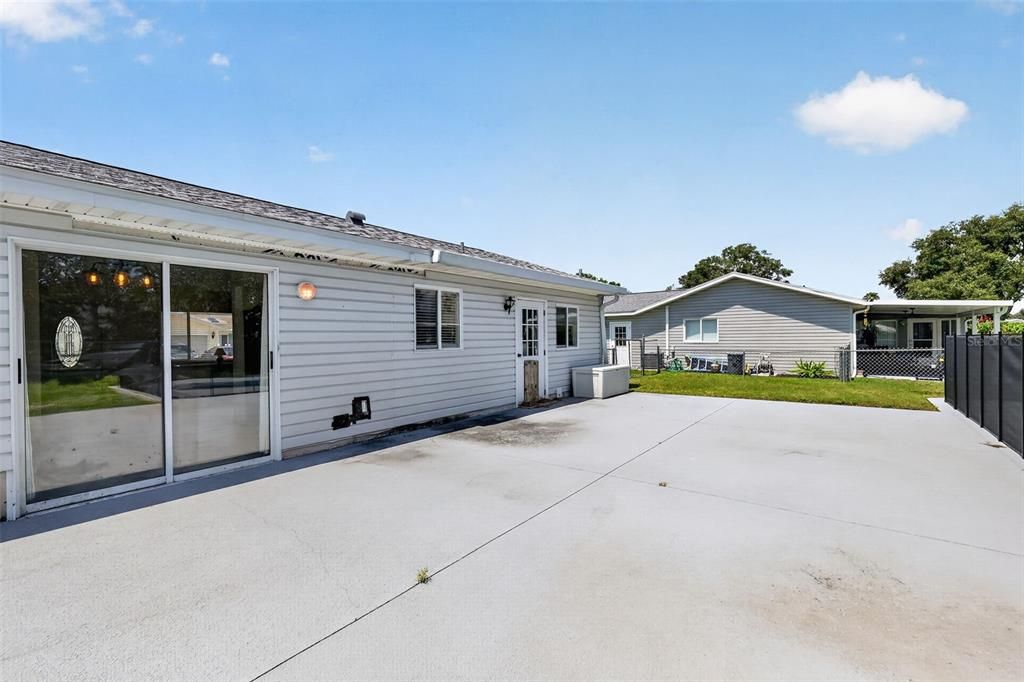 For Sale: $195,000 (2 beds, 2 baths, 1008 Square Feet)