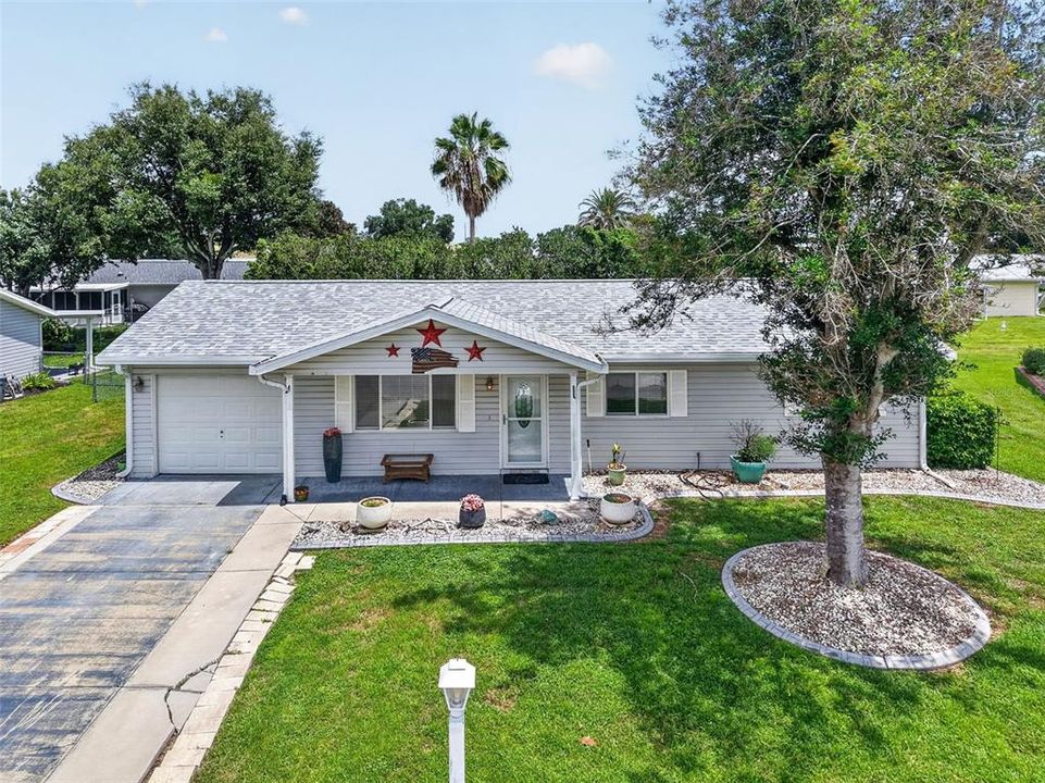 For Sale: $195,000 (2 beds, 2 baths, 1008 Square Feet)