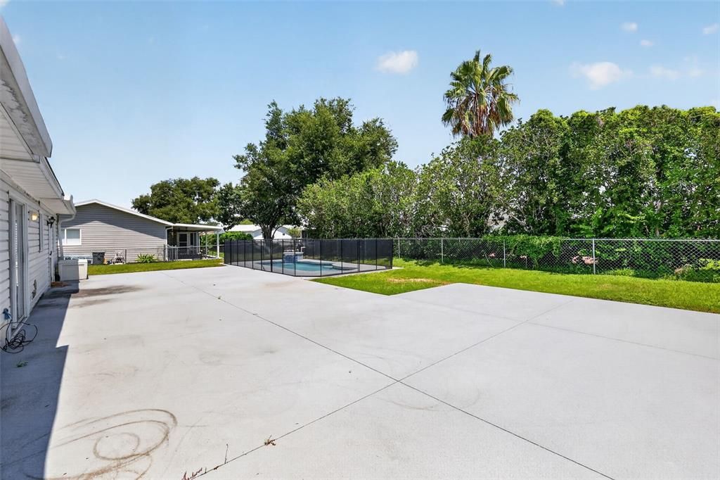 For Sale: $195,000 (2 beds, 2 baths, 1008 Square Feet)