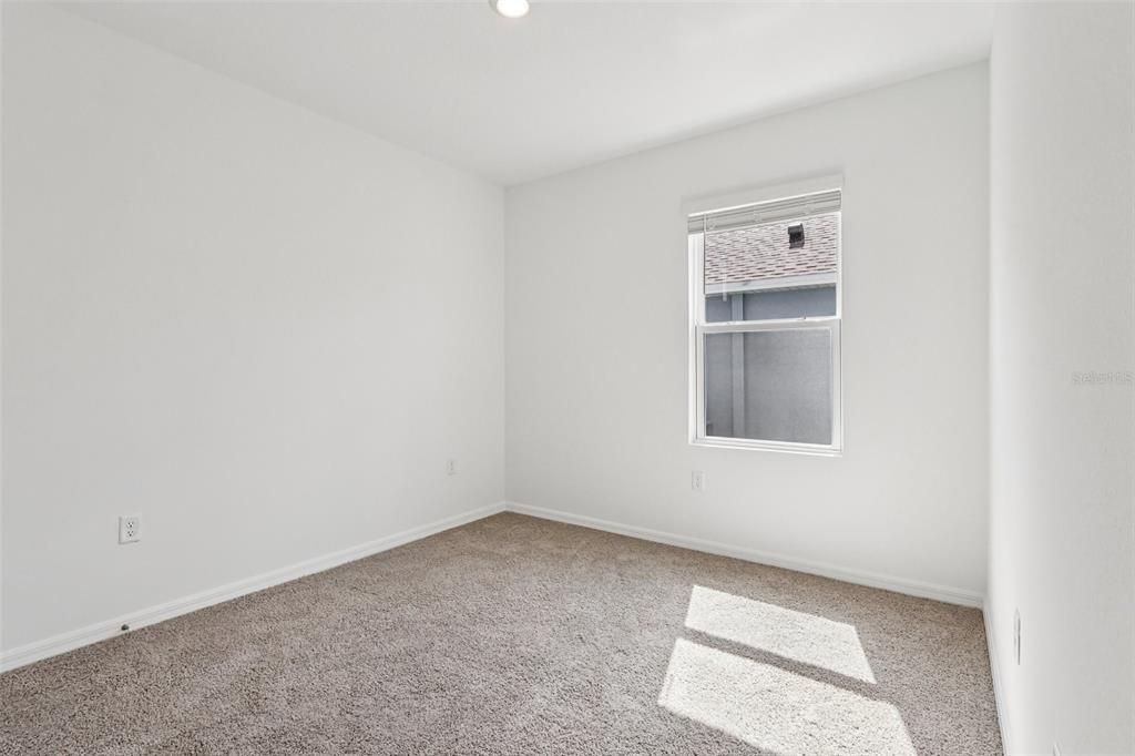 For Sale: $357,990 (4 beds, 3 baths, 2077 Square Feet)