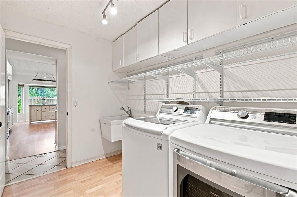 На продажу: $525,000 (3 спален, 2 ванн, 1848 Квадратных фут)