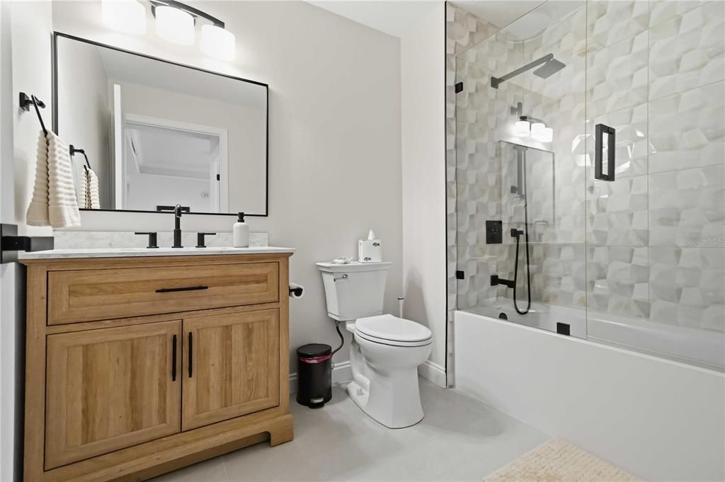 For Sale: $524,900 (2 beds, 2 baths, 1160 Square Feet)