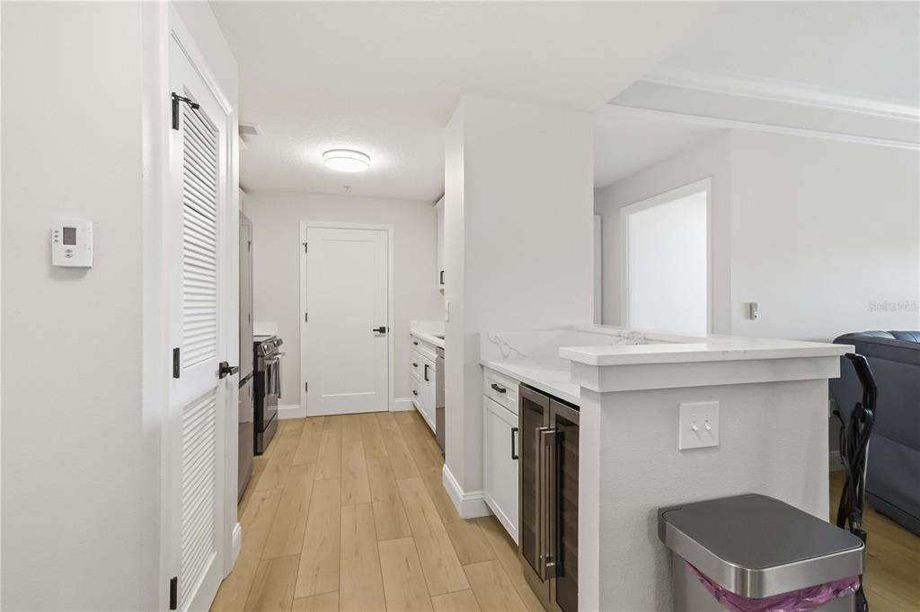 For Sale: $524,900 (2 beds, 2 baths, 1160 Square Feet)