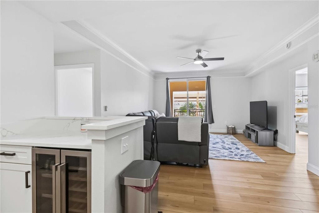 For Sale: $524,900 (2 beds, 2 baths, 1160 Square Feet)