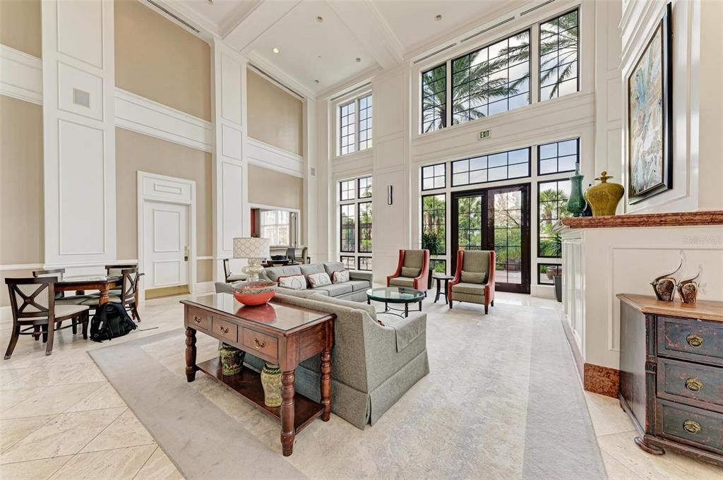For Sale: $524,900 (2 beds, 2 baths, 1160 Square Feet)