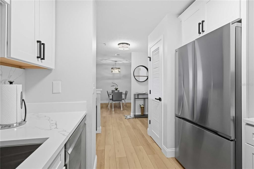 For Sale: $524,900 (2 beds, 2 baths, 1160 Square Feet)
