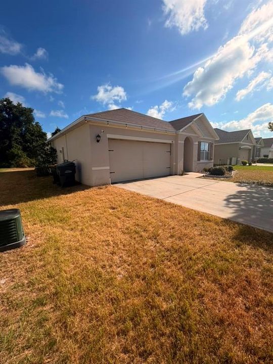 For Rent: $1,900 (3 beds, 2 baths, 1690 Square Feet)