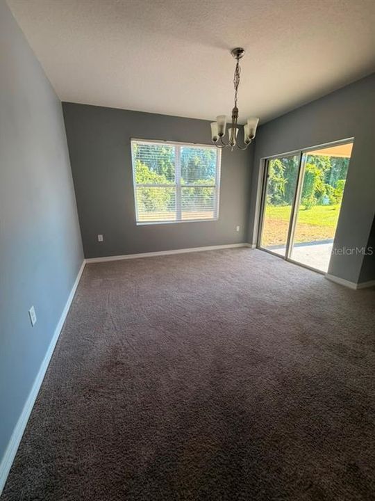 For Rent: $1,900 (3 beds, 2 baths, 1690 Square Feet)