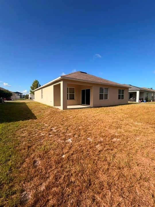 For Rent: $1,900 (3 beds, 2 baths, 1690 Square Feet)