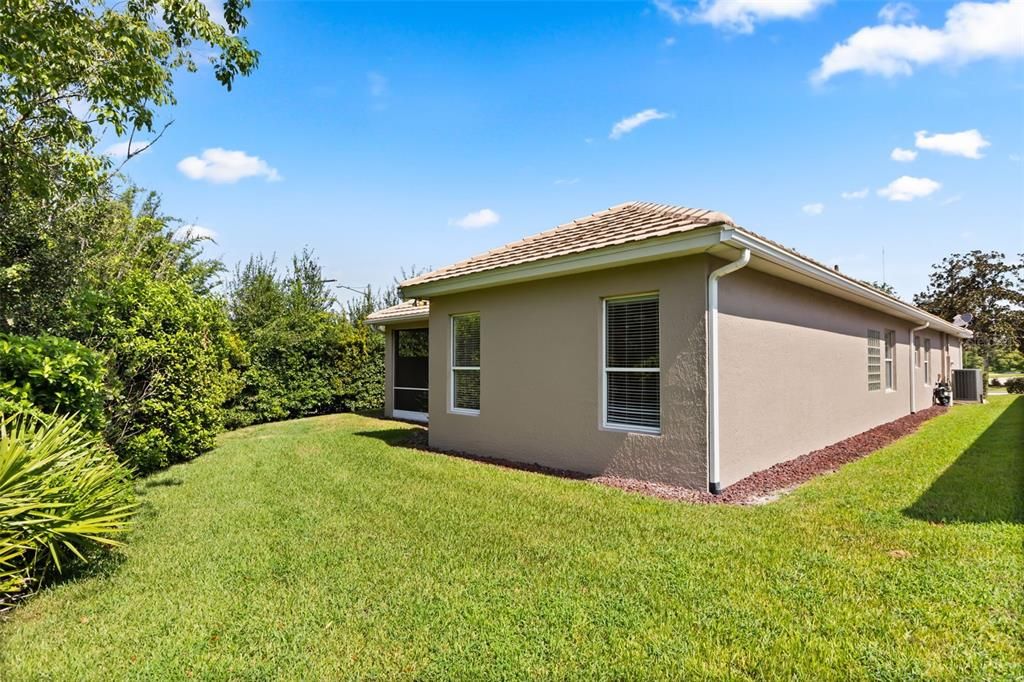 For Sale: $410,000 (3 beds, 2 baths, 2113 Square Feet)