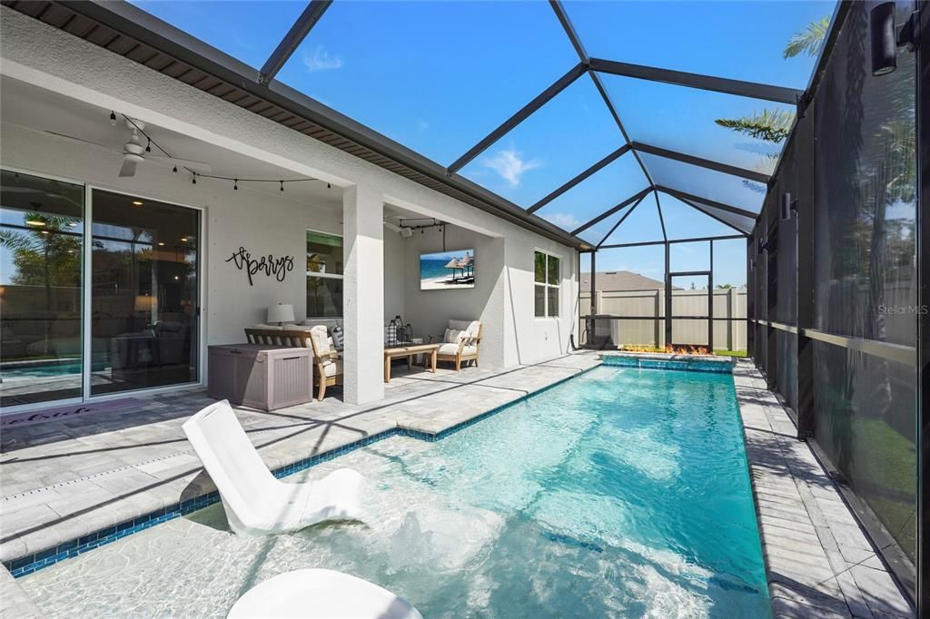 For Sale: $599,999 (3 beds, 3 baths, 2258 Square Feet)