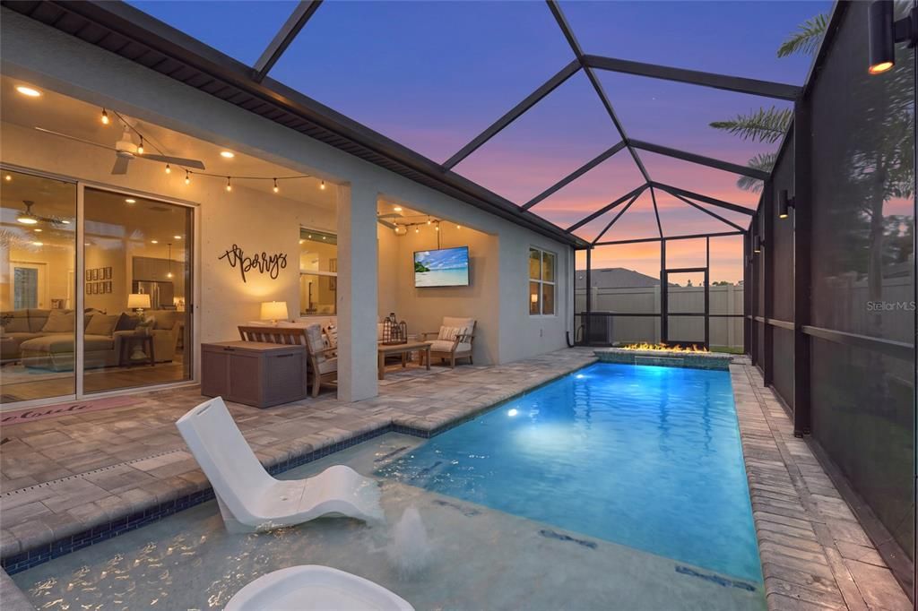 For Sale: $599,999 (3 beds, 3 baths, 2258 Square Feet)