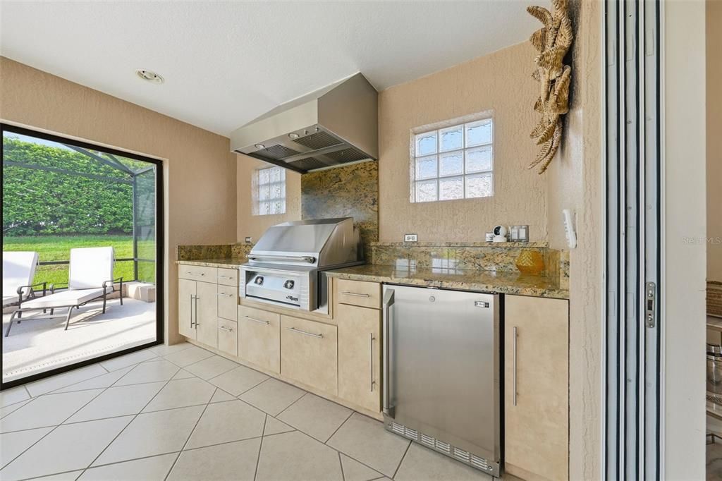 For Sale: $799,900 (3 beds, 2 baths, 2000 Square Feet)