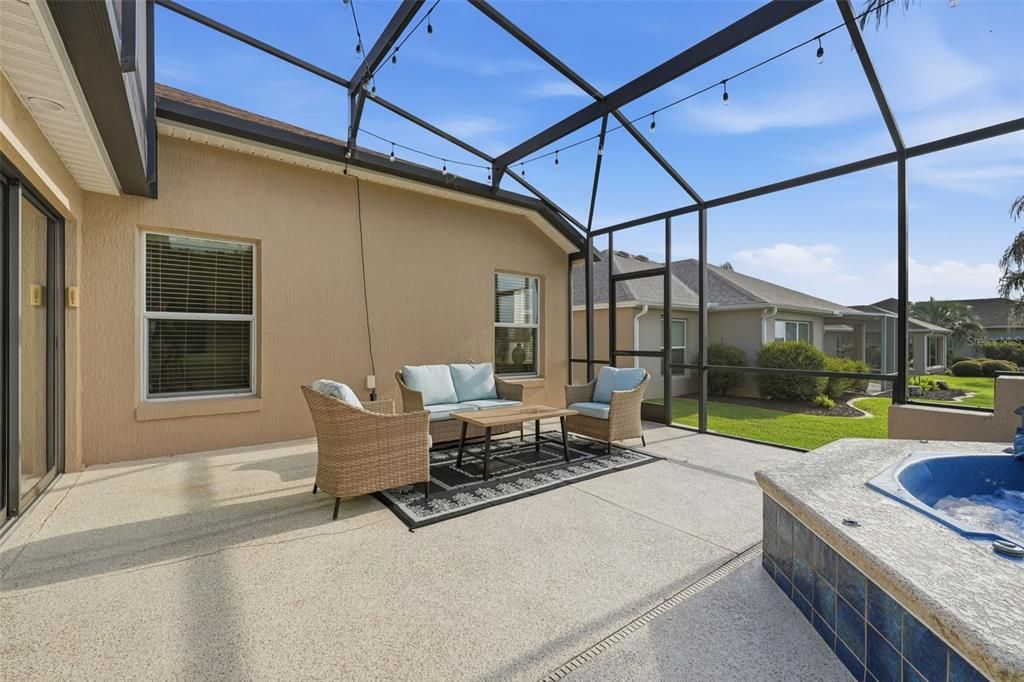 For Sale: $799,900 (3 beds, 2 baths, 2000 Square Feet)