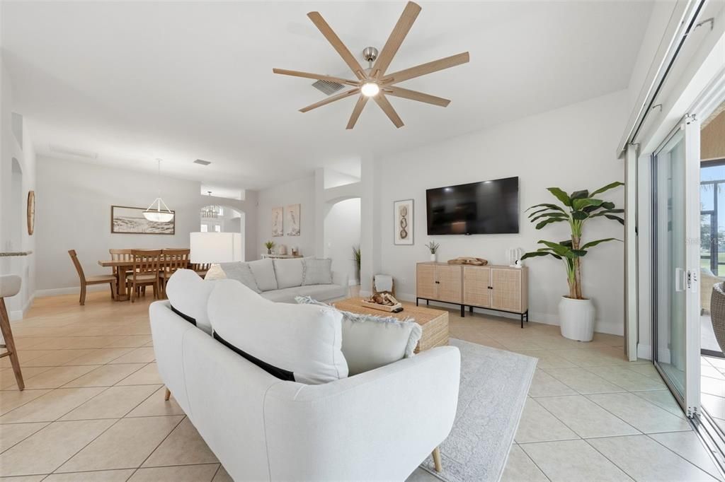 For Sale: $799,900 (3 beds, 2 baths, 2000 Square Feet)