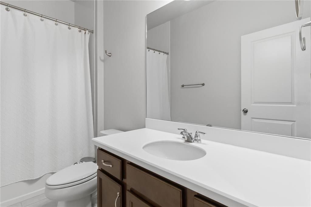 For Sale: $389,000 (3 beds, 2 baths, 2017 Square Feet)
