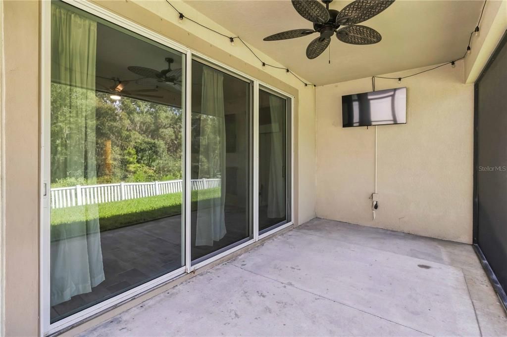 For Sale: $389,000 (3 beds, 2 baths, 2017 Square Feet)