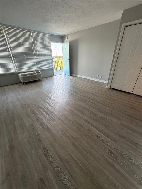 For Rent: $795 (0 beds, 1 baths, 500 Square Feet)