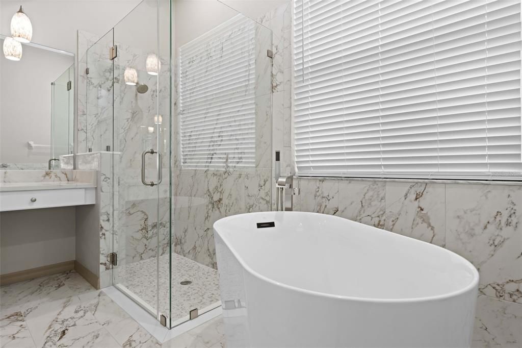 Active With Contract: $569,900 (4 beds, 3 baths, 2301 Square Feet)