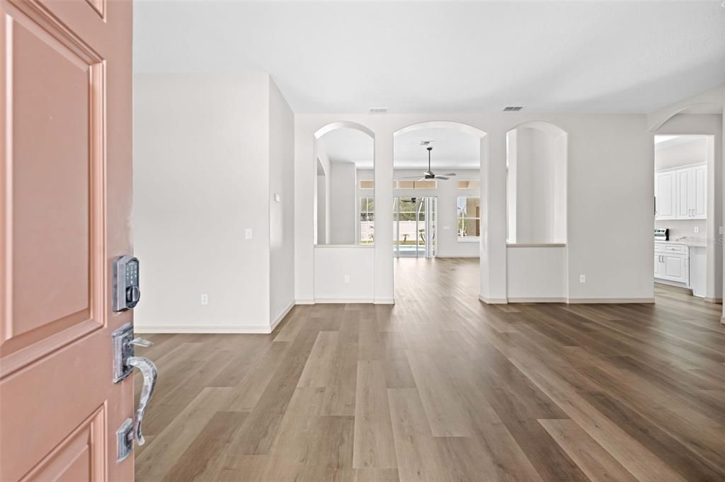 Active With Contract: $569,900 (4 beds, 3 baths, 2301 Square Feet)