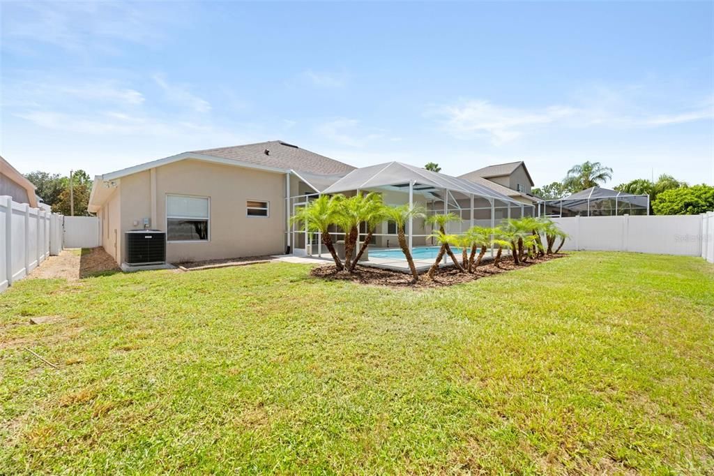 Active With Contract: $569,900 (4 beds, 3 baths, 2301 Square Feet)