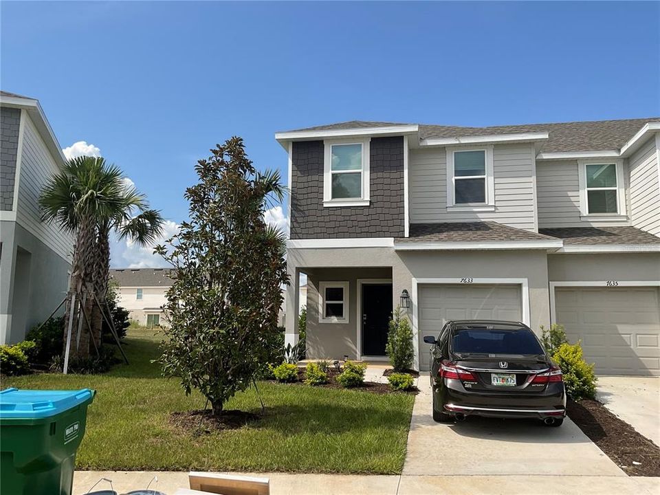 For Rent: $2,200 (3 beds, 2 baths, 1558 Square Feet)