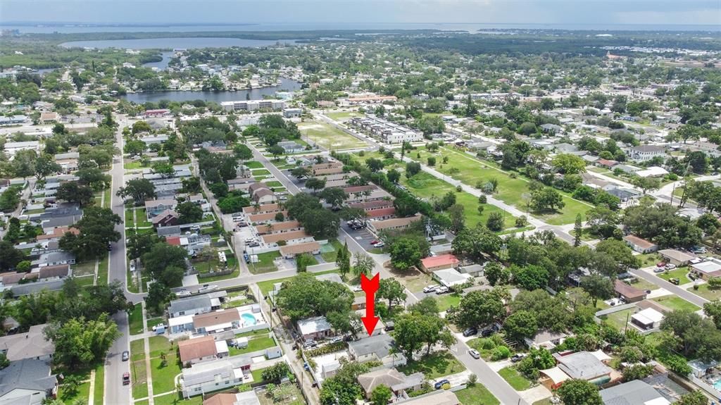 En Venta: $420,000 (3 camas, 2 baños, 1250 Pies cuadrados)
