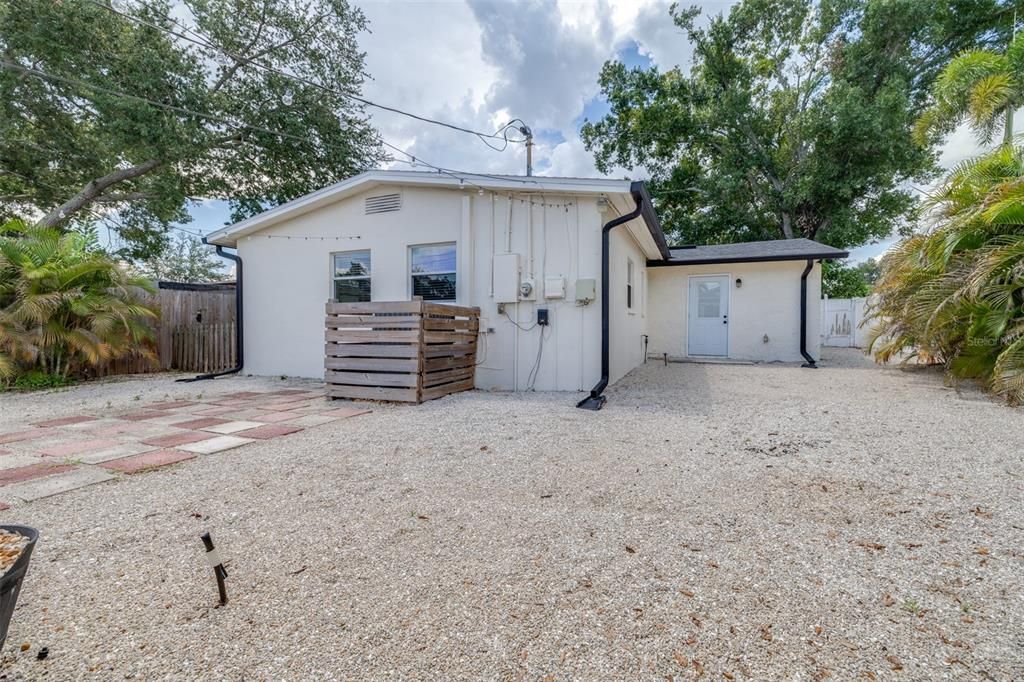 En Venta: $420,000 (3 camas, 2 baños, 1250 Pies cuadrados)