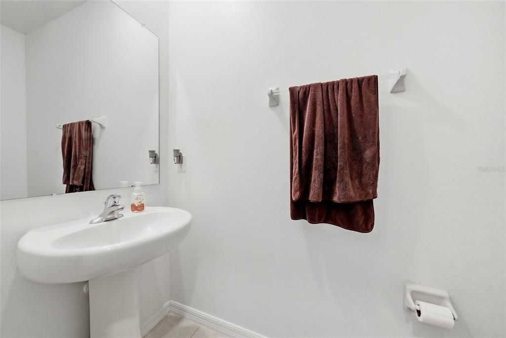 For Sale: $289,990 (3 beds, 2 baths, 1801 Square Feet)