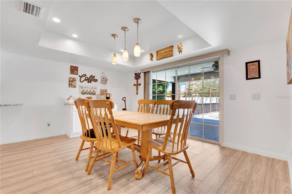 For Sale: $595,000 (4 beds, 3 baths, 2754 Square Feet)
