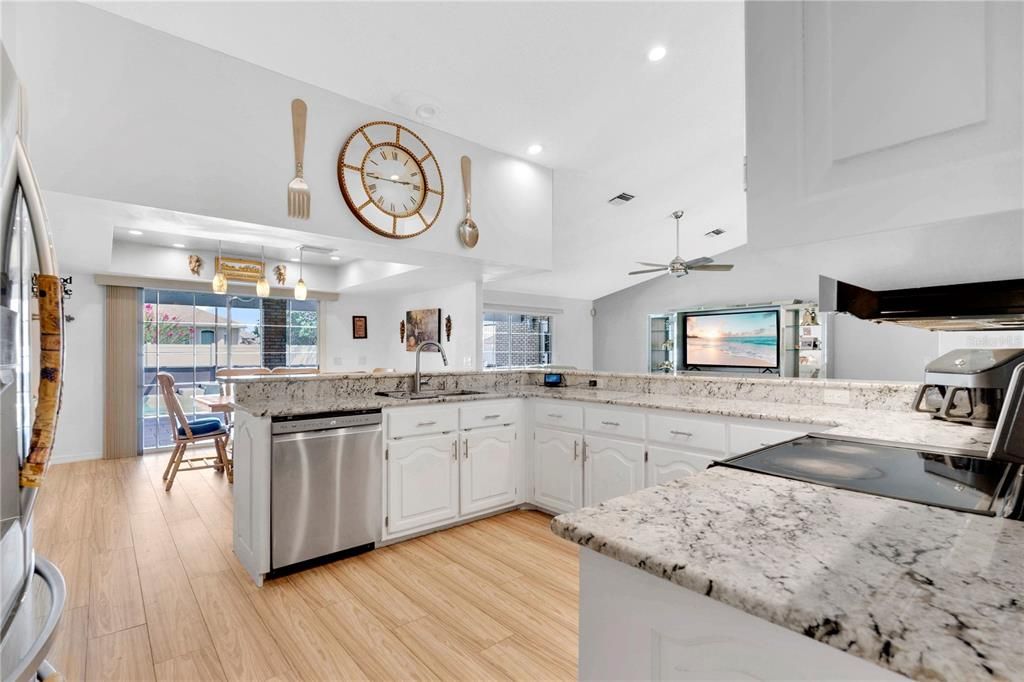 For Sale: $595,000 (4 beds, 3 baths, 2754 Square Feet)