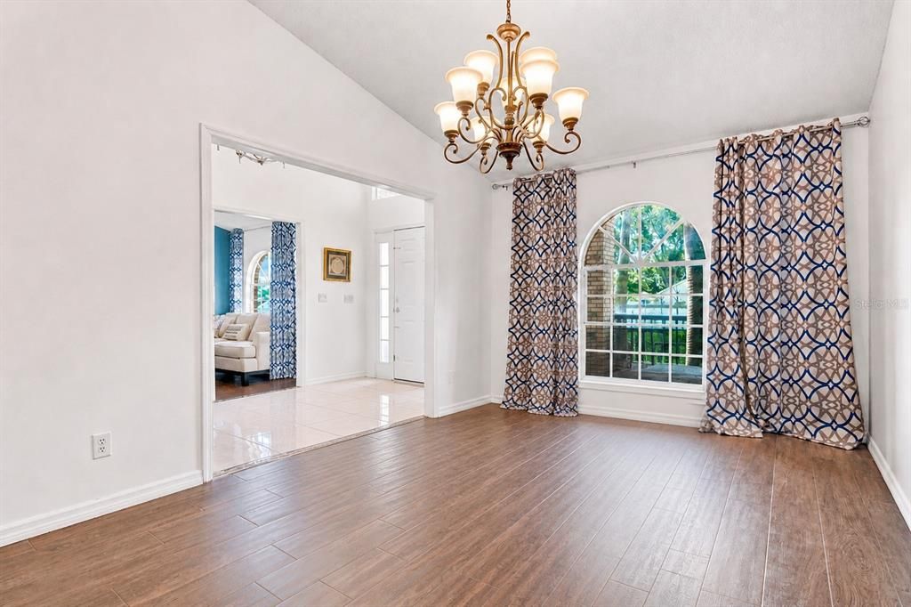 For Sale: $595,000 (4 beds, 3 baths, 2754 Square Feet)