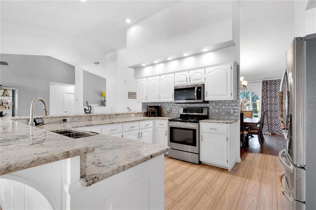 For Sale: $595,000 (4 beds, 3 baths, 2754 Square Feet)
