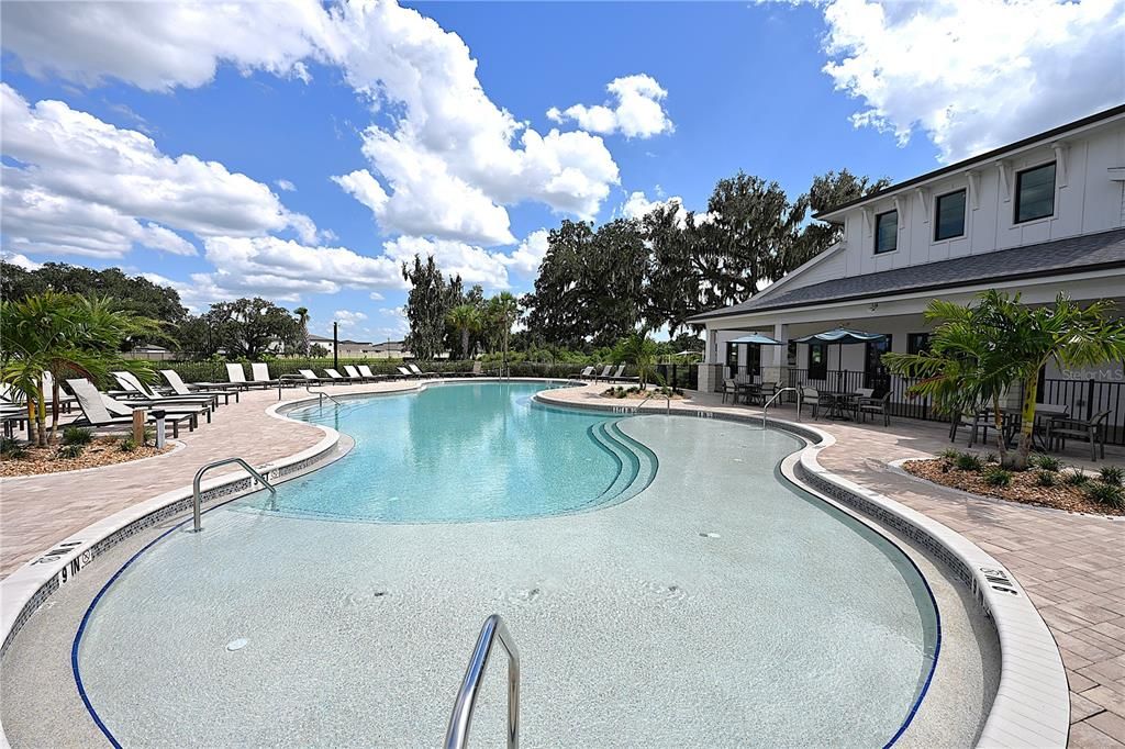 For Rent: $2,360 (4 beds, 2 baths, 1840 Square Feet)
