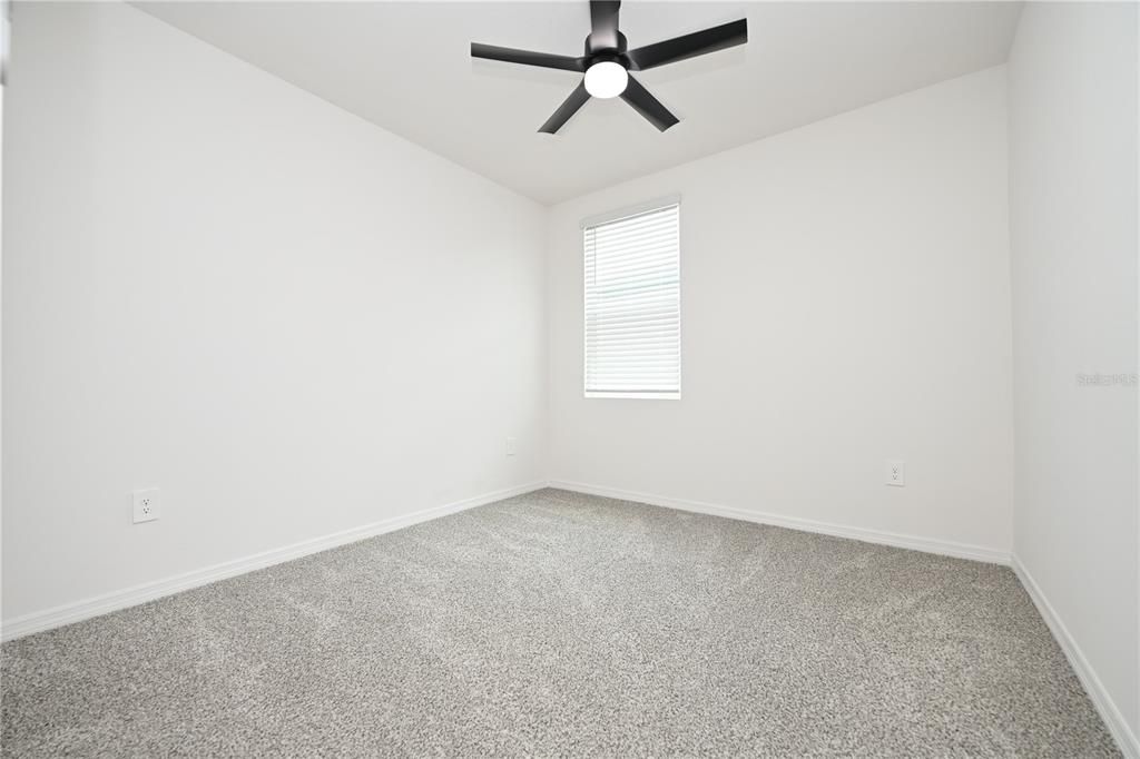 For Rent: $2,360 (4 beds, 2 baths, 1840 Square Feet)