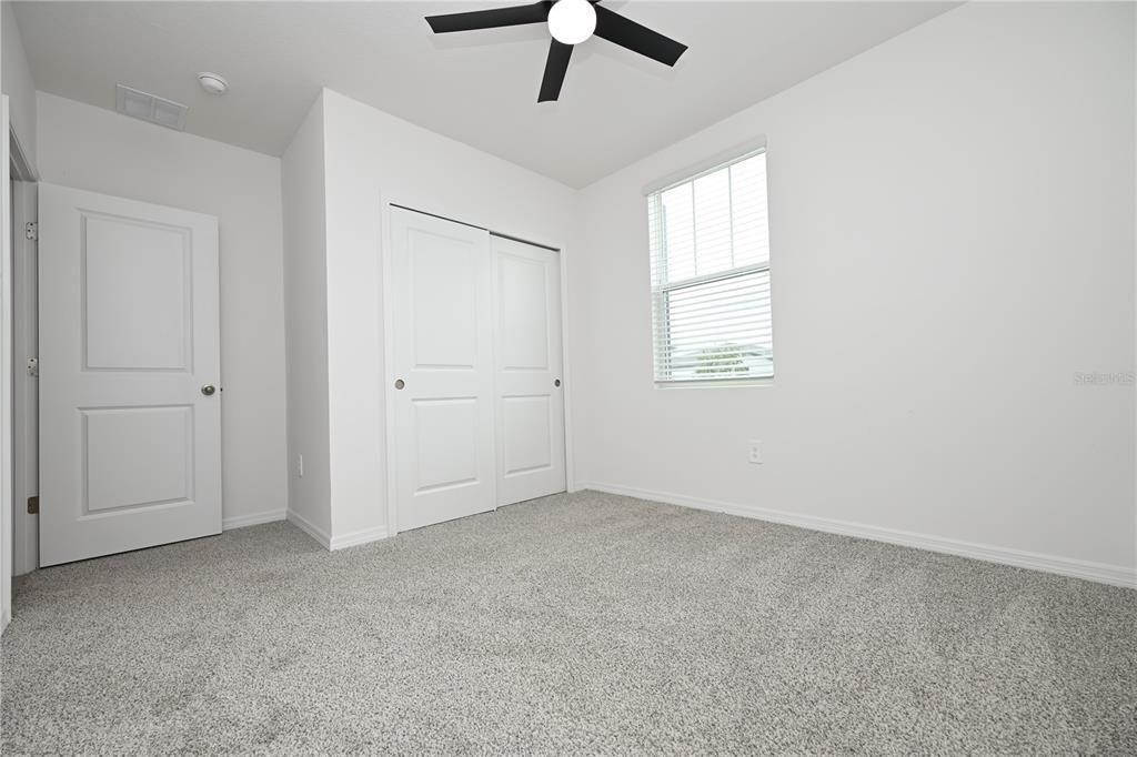 For Rent: $2,360 (4 beds, 2 baths, 1840 Square Feet)