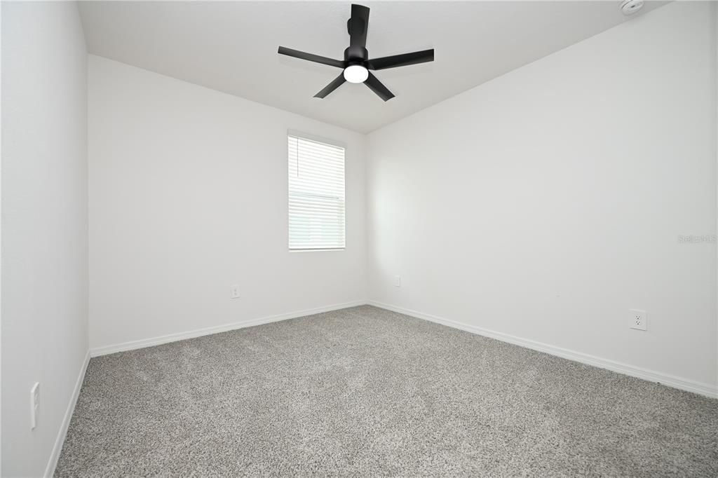 For Rent: $2,360 (4 beds, 2 baths, 1840 Square Feet)