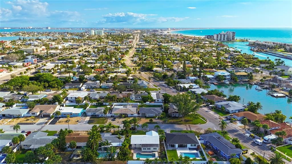 На продажу: $749,900 (3 спален, 2 ванн, 1446 Квадратных фут)
