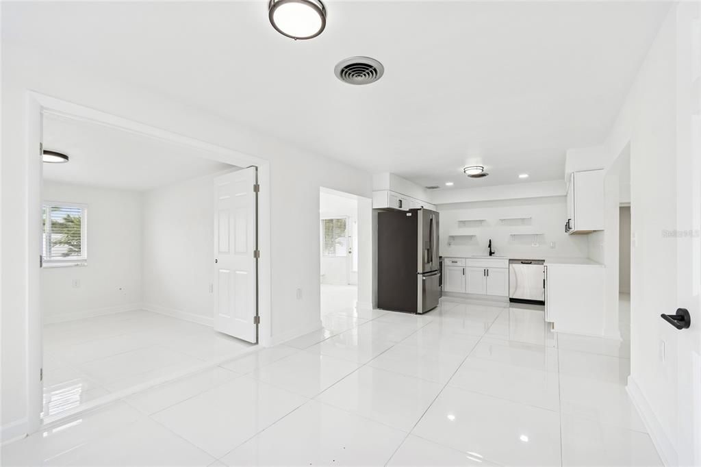 На продажу: $749,900 (3 спален, 2 ванн, 1446 Квадратных фут)